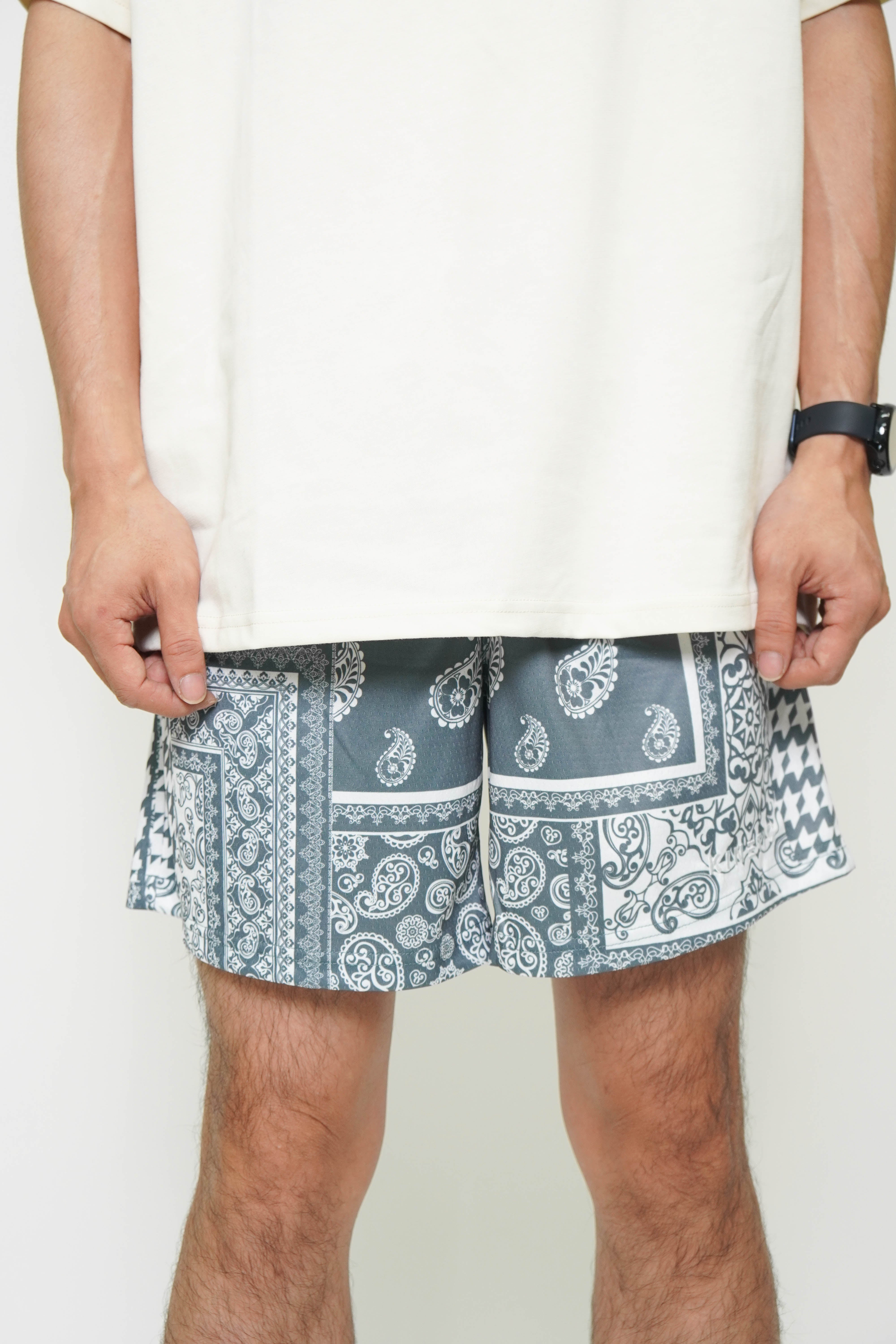 Sage Houndstooth Paisley Fundamental Short